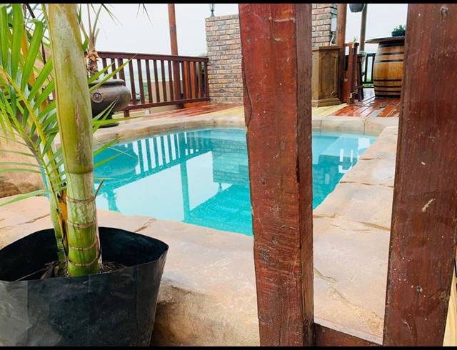 4 BEDROOM HOUSE FOR SALE IN FRAAIUITSIG